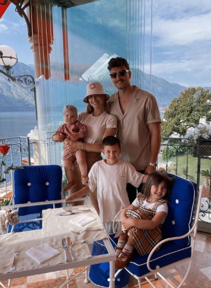 Discovering Beatrice Valli: A Glimpse into the Life of an Italian Model and Influencer