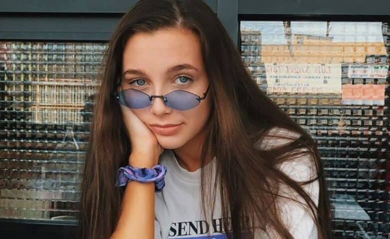 Emma Chamberlain: Comprehensive Biography Including Personal Details and Achievements